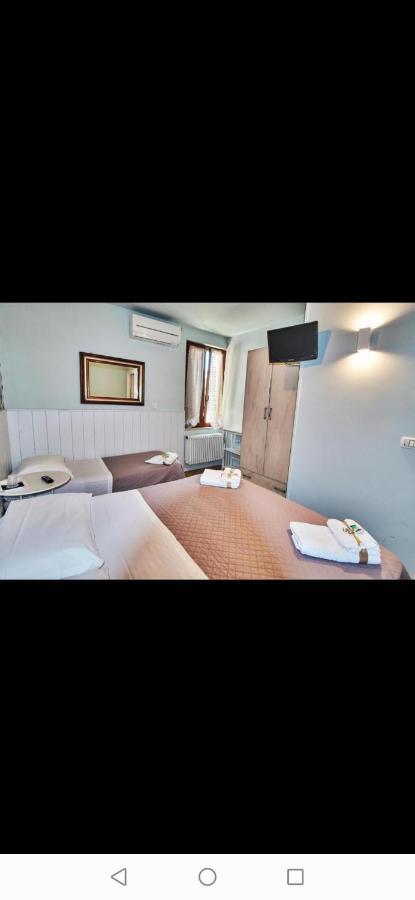 Del Castello Bed & Breakfast San Benedetto del Tronto Bagian luar foto